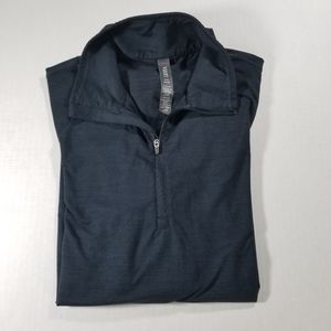 Vuori Ease Performance Half Zip Men Performance Pullover Heather Blue Size Small